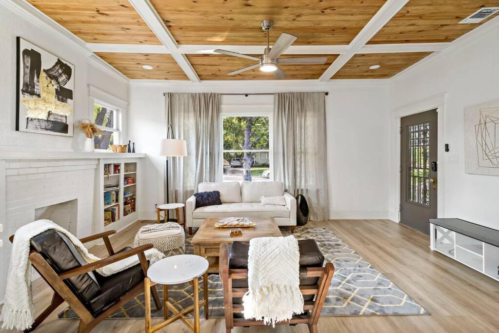 サンアントニオ Urban Elegance Retreatヴィラ エクステリア 写真